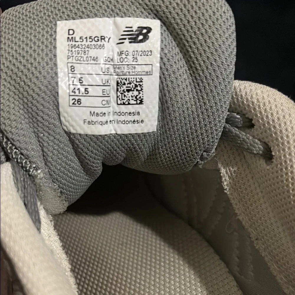 New Balance Men's Gray Sneakers - Picture 2 of 6